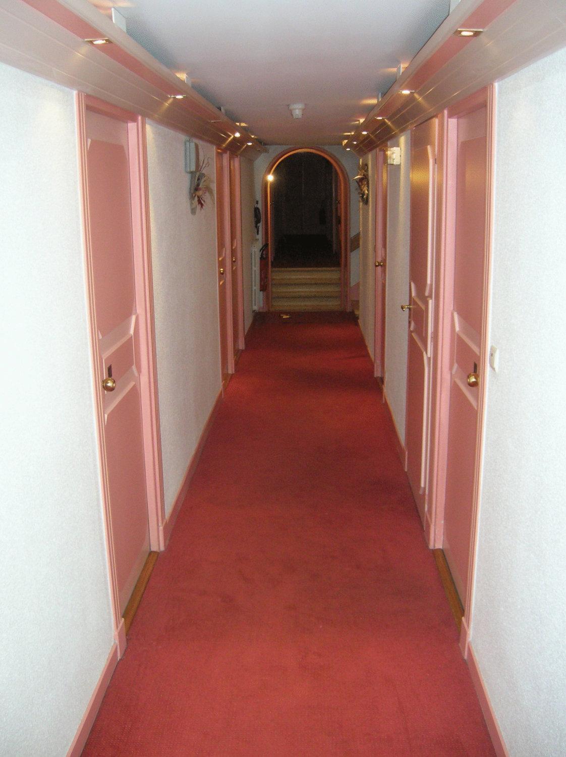 Hotel-Restaurant "Les Rochers" La Balme-de-Sillingy Buitenkant foto